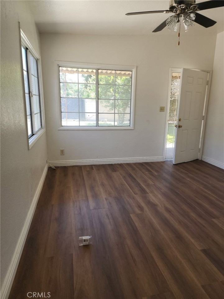 1310 S Atlantic Dr #A - Photo 3 of 10