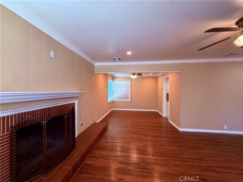 1447 S Valley Center Ave - Photo 7 of 30