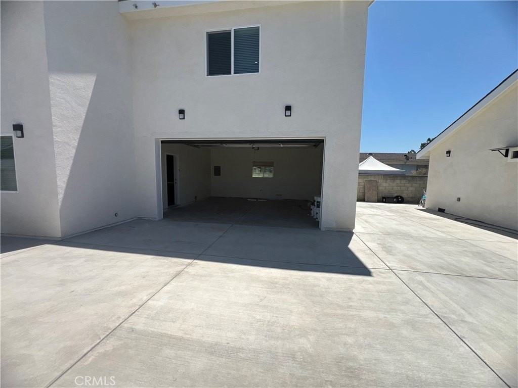3811 Live Oak St - Photo 2 of 14