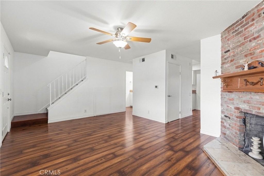 10172 Ascot Cir - Photo 4 of 30