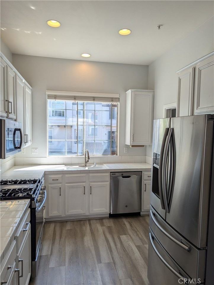 12687 Nicklaus Ln - Photo 3 of 15