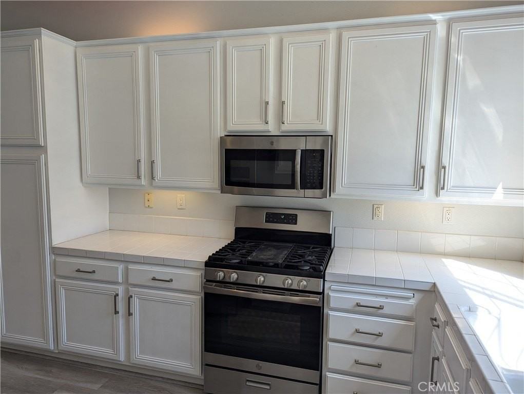 12687 Nicklaus Ln - Photo 4 of 15