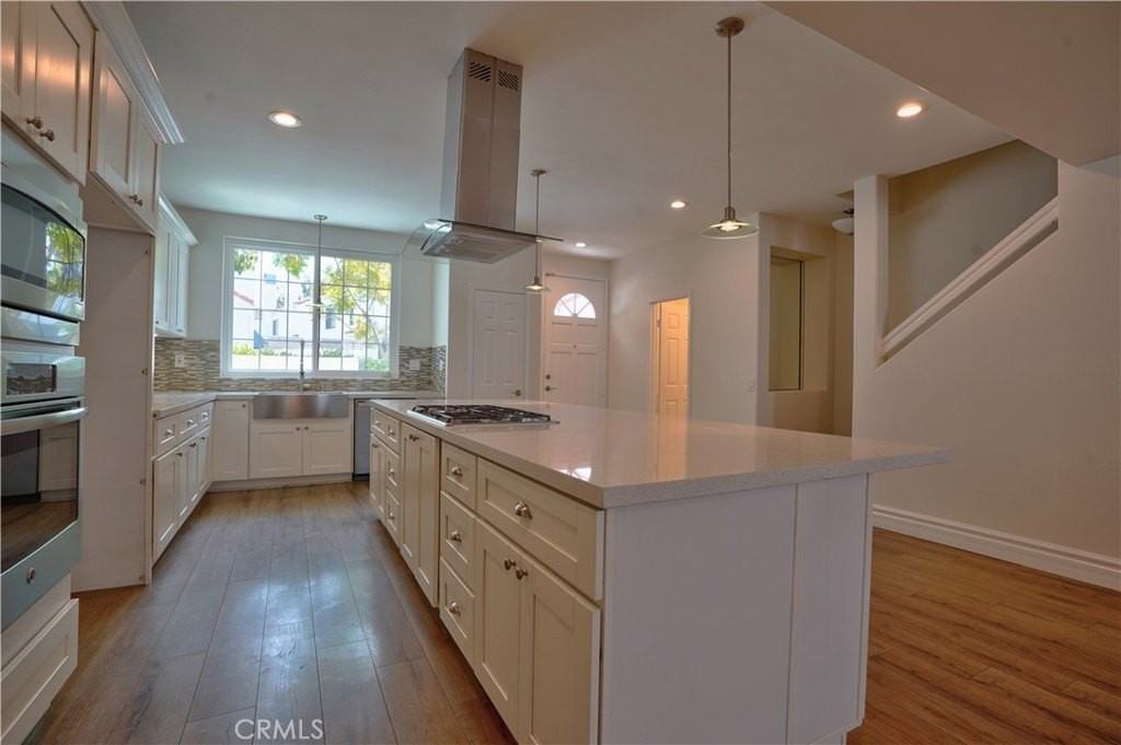 7401 Seabluff Dr #103 - Photo 7 of 24