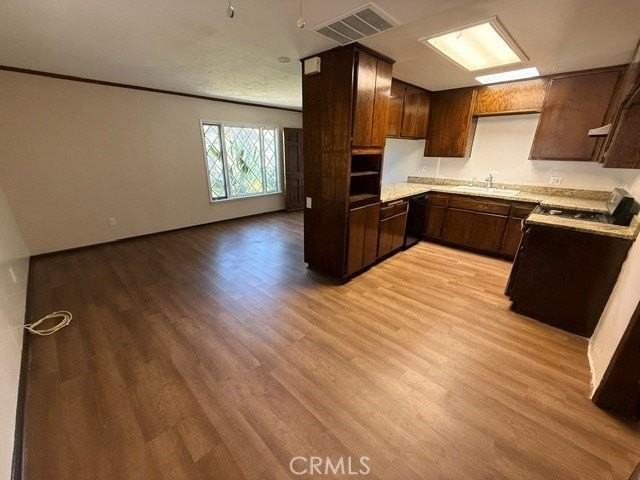880 S S Sherman Ave Avenue #4 - Photo 5 of 12