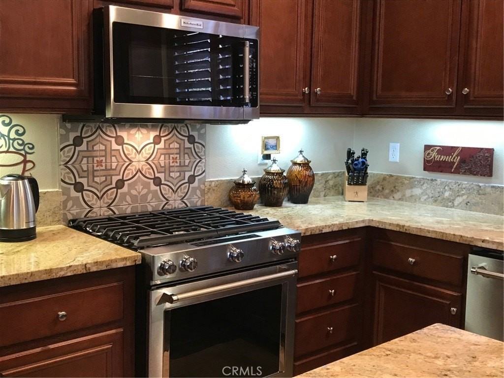 7837 Hogan Cir - Photo 4 of 13