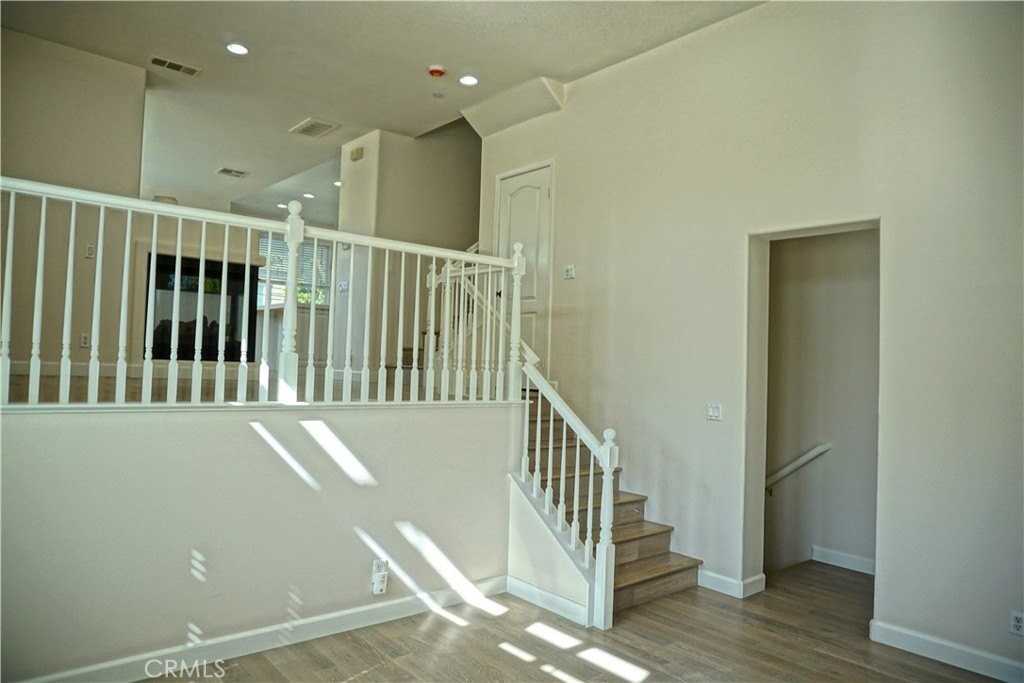 2099 Owens Dr - Photo 4 of 21