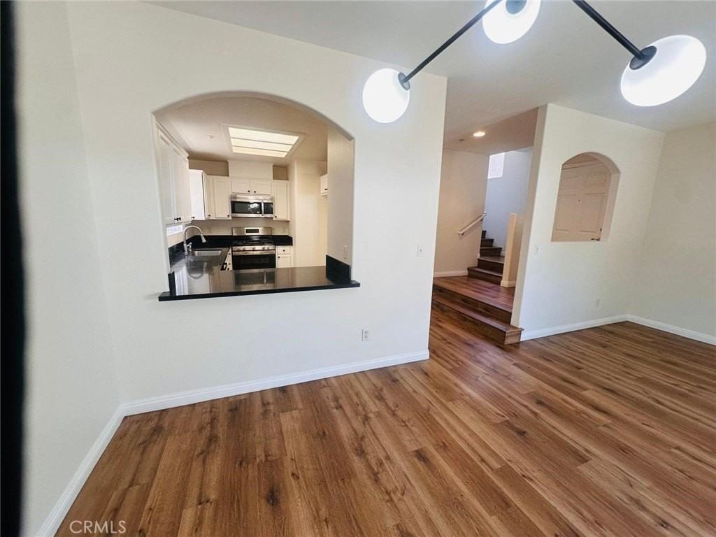 9315 Burnet Ave #113 - Photo 3 of 34