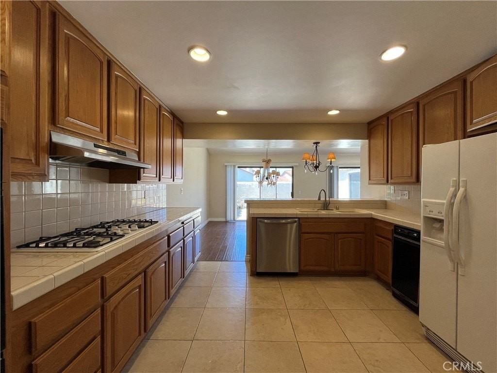 316 Pebble Beach Dr - Photo 4 of 20