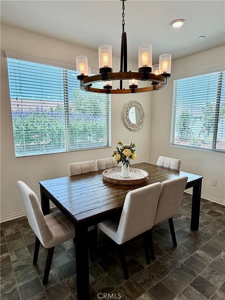 2755 Arches Ct - Photo 6 of 26