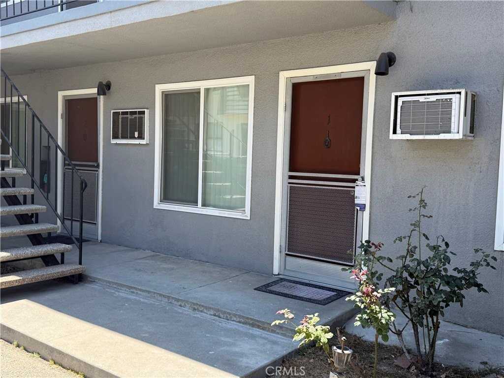 1420 Benito Ave #1 - Photo 2 of 10
