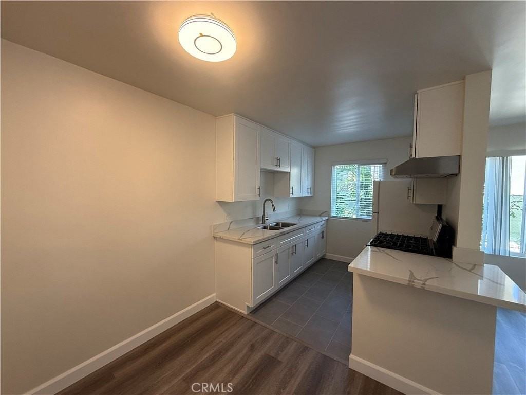 1420 Benito Ave #1 - Photo 6 of 10