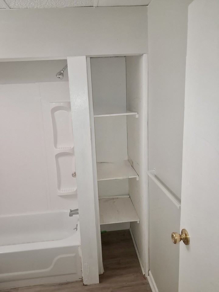 187 Main St N #3 - Photo 5 of 8