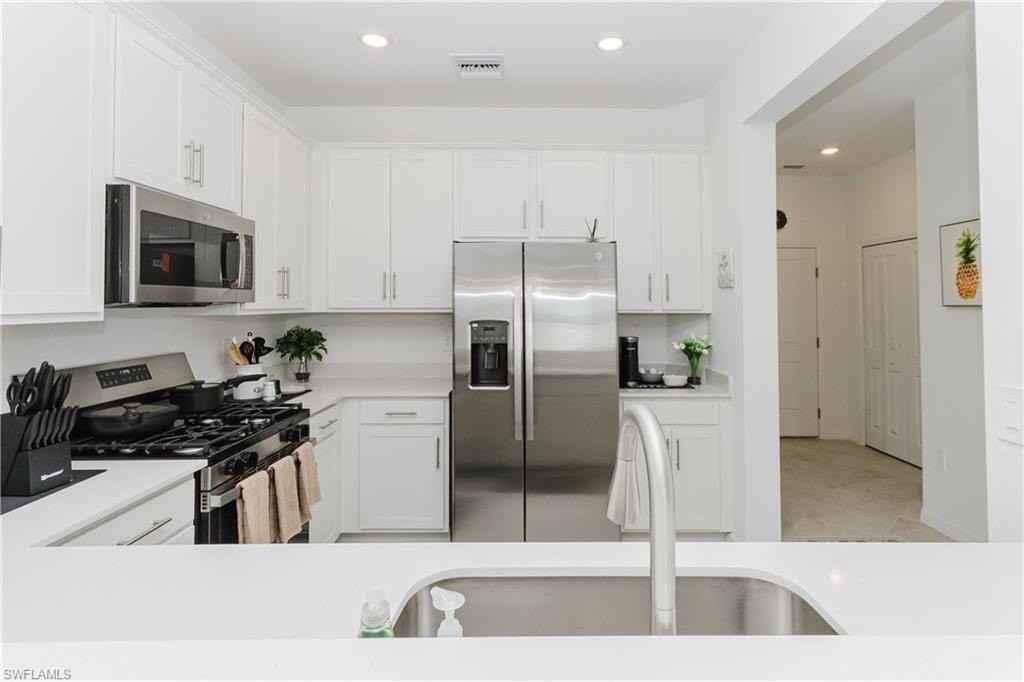 14819 White Pearl Rd #14819 - Photo 2 of 38
