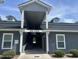806 Oak St #10 - Photo 1 of 1