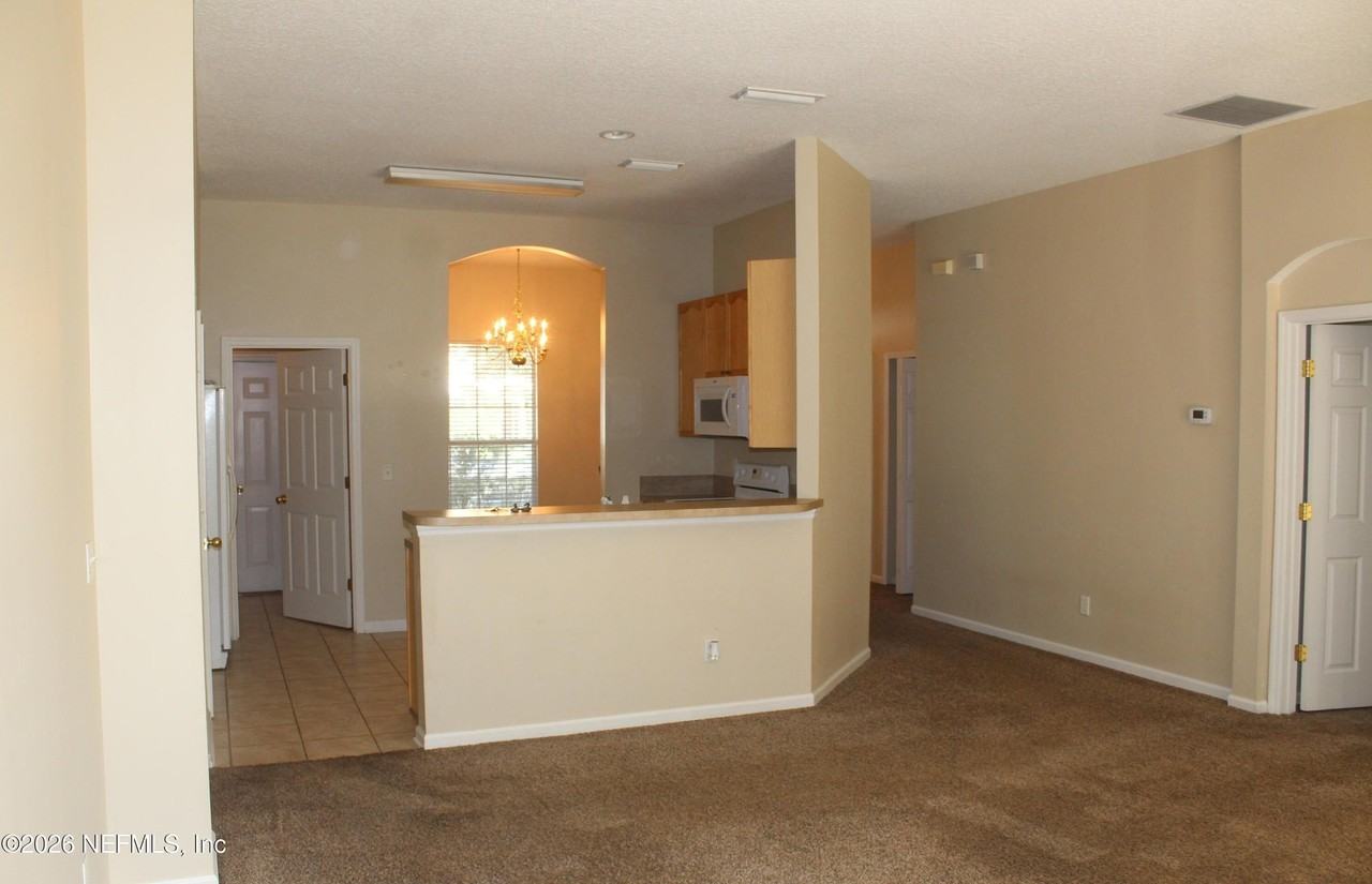 684 Sid Dr - Photo 2 of 20