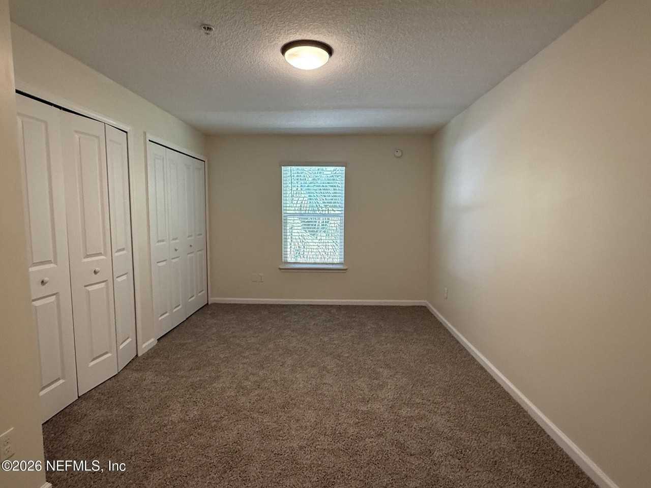 806 Oak St #14 - Photo 6 of 14