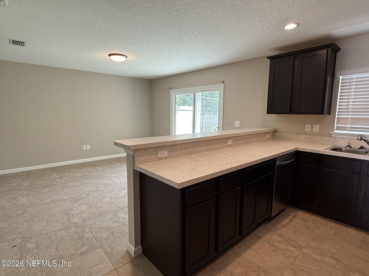 4019 Pine Hill Pt - Photo 5 of 14