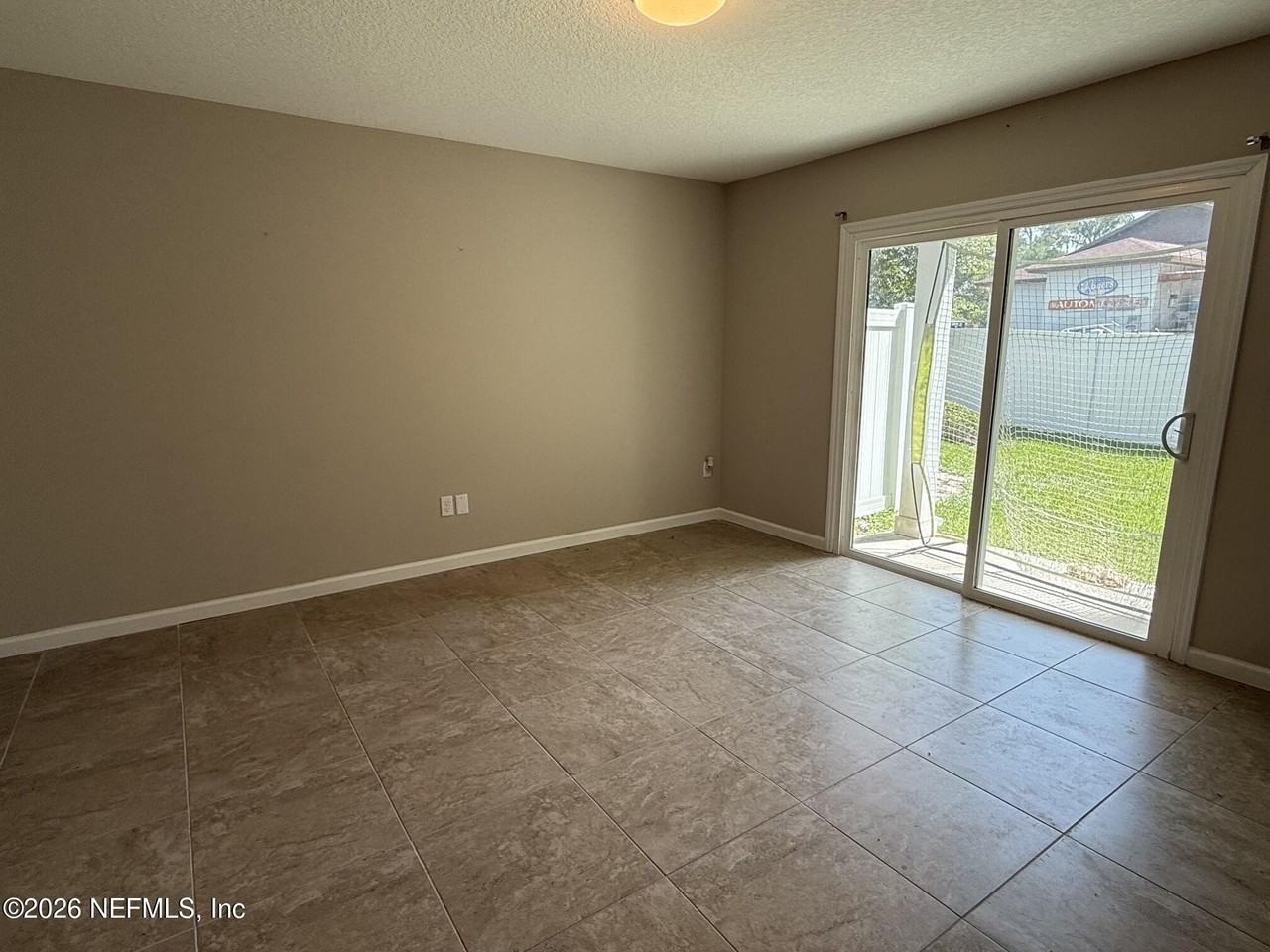 4019 Pine Hill Pt - Photo 6 of 14