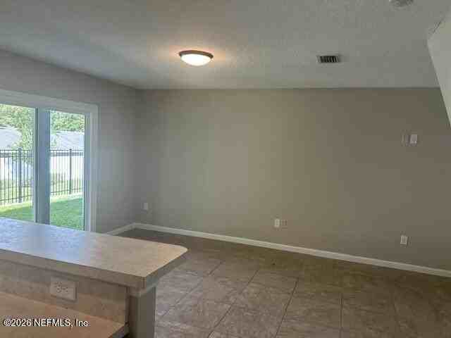 4028 Pine Hill Pt - Photo 6 of 15