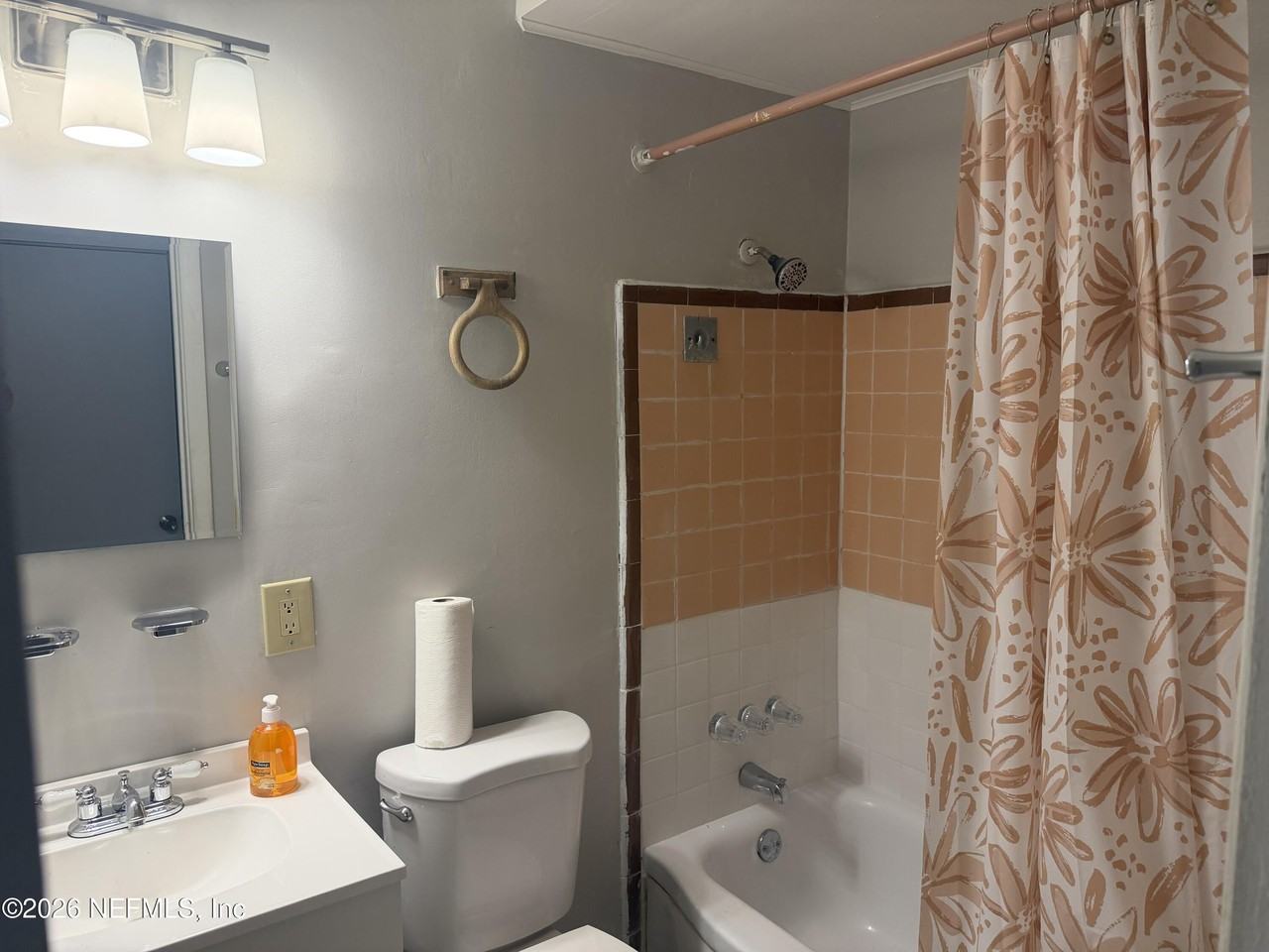 7336 Merrill Rd - Photo 5 of 8