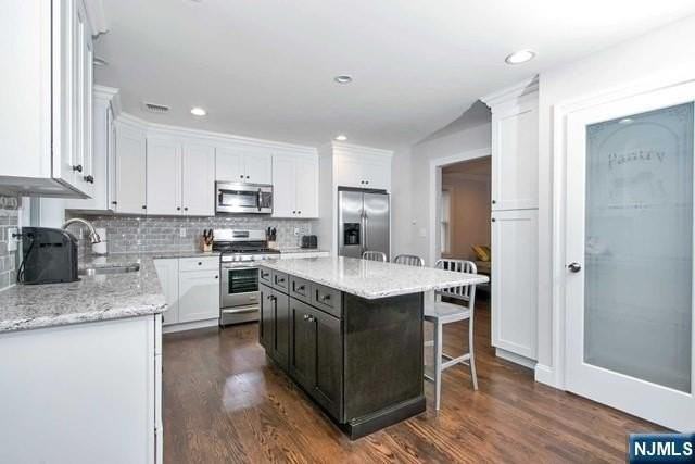 12-67 5th St - Photo 6 of 20