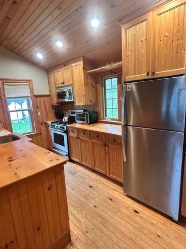 189 W Shore Rd - Photo 5 of 13