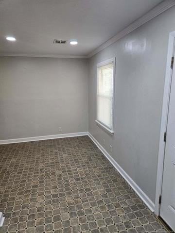 4740 S Boston Ave - Photo 4 of 12