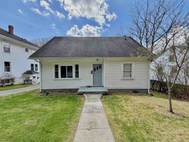 featured image of 328 S College Ave