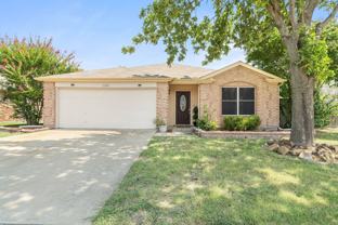 3300 Creekwood Dr - Photo 1 of 1
