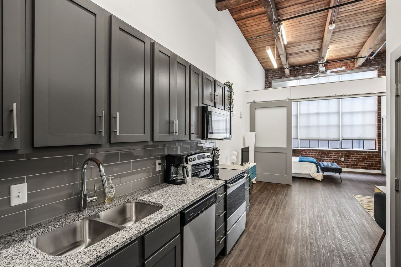 Station Lofts - Photo 4 of 50