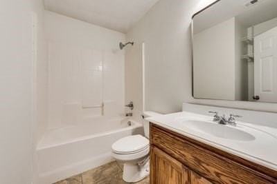 205 Tonto St - Photo 7 of 16