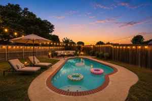 featured image of 2709 Oak Cir