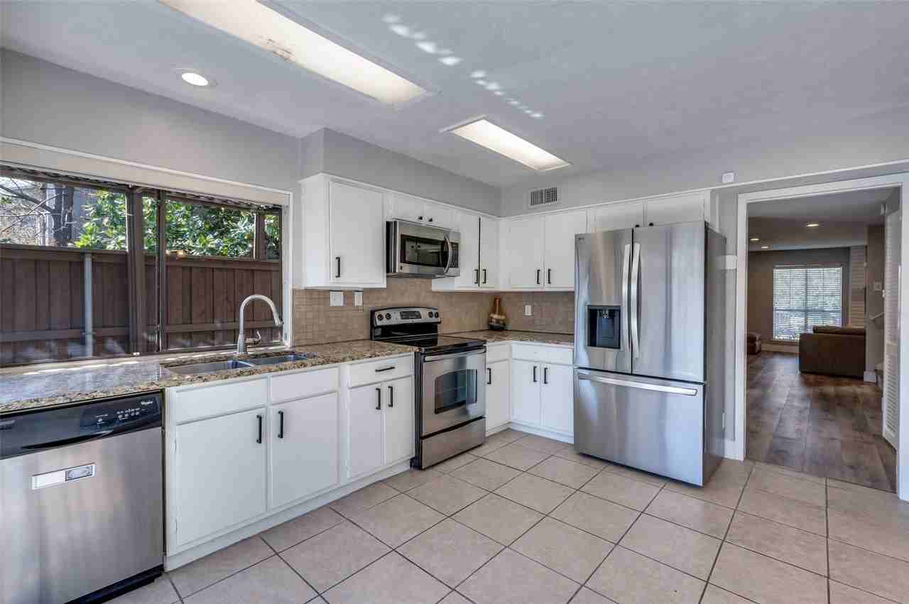 7602 Woodthrush Dr - Photo 5 of 24