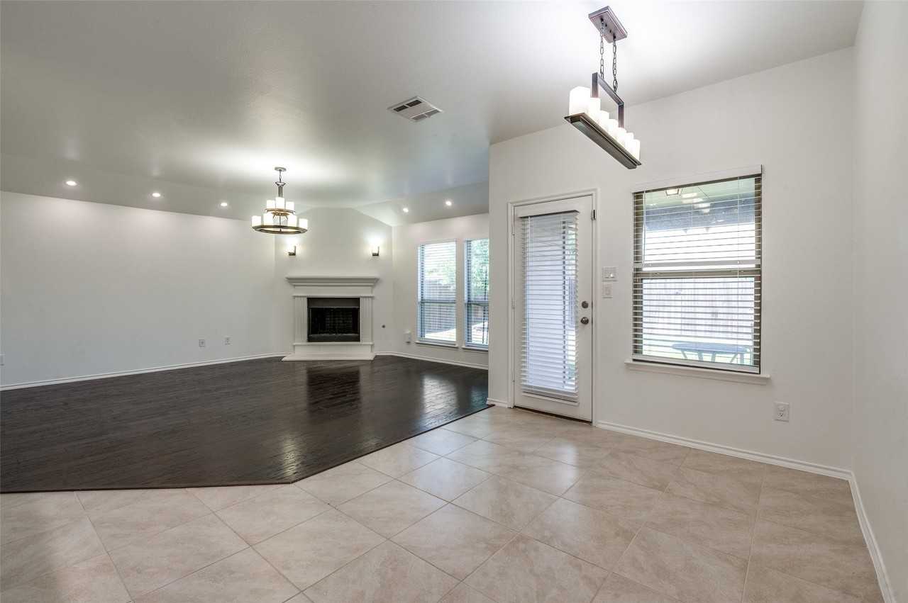 112 Mount Olive Ave - Photo 6 of 28
