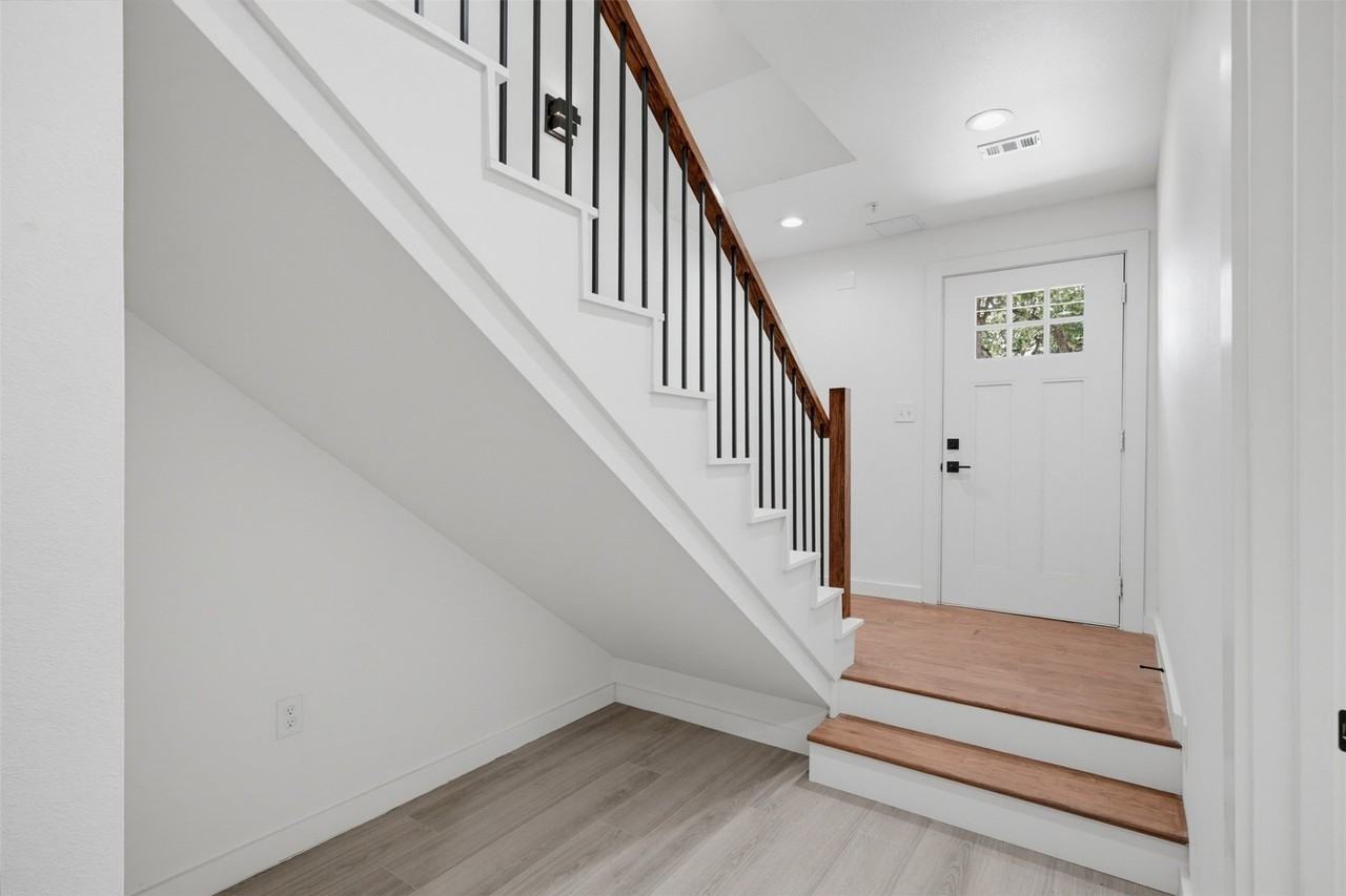 512 S O Connor Rd - Photo 4 of 21