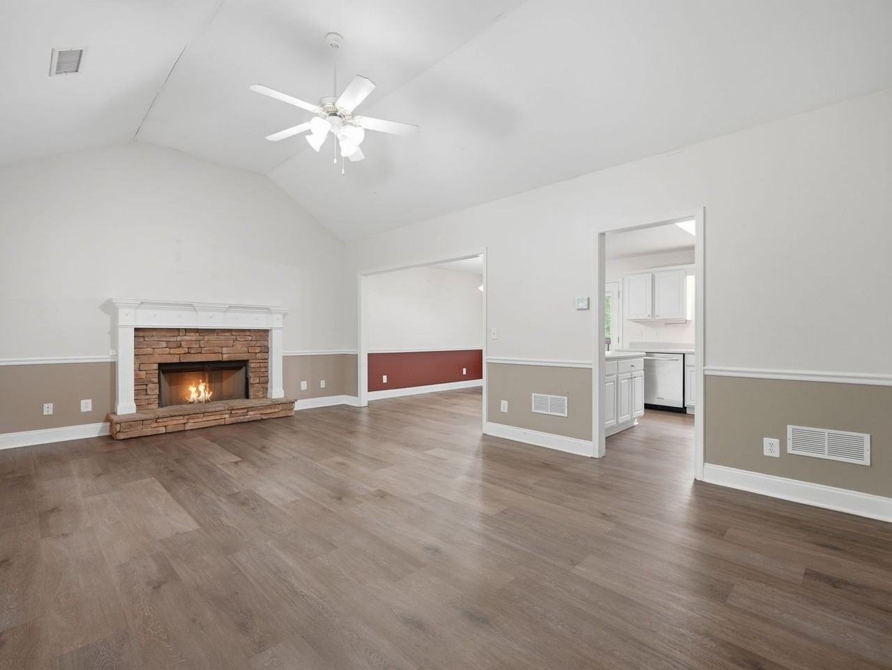 166 166 Cove Hill Rd - Photo 5 of 45
