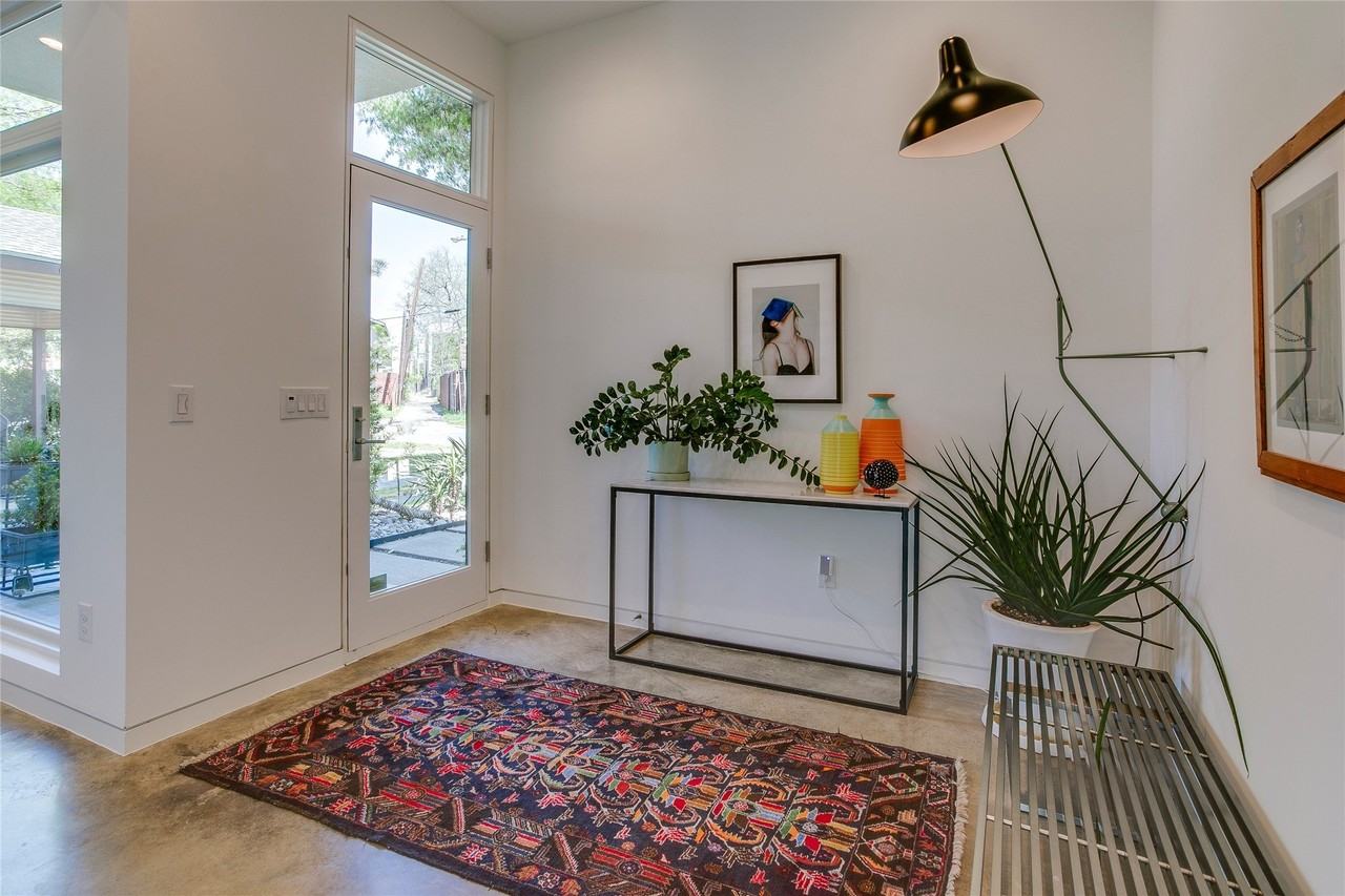 2215 Madera St - Photo 3 of 37