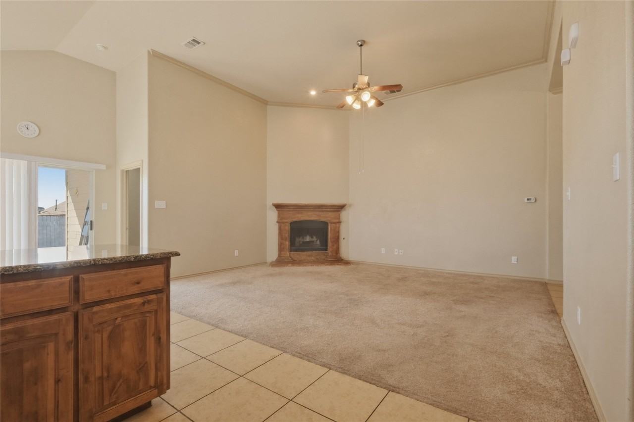 2016 Priscella Dr - Photo 2 of 25