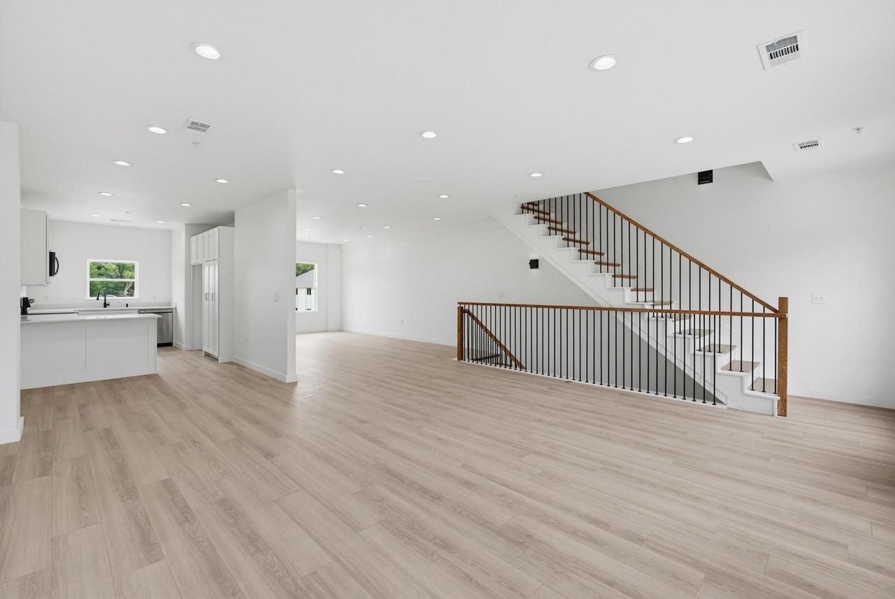 510 S O Connor Rd - Photo 3 of 22