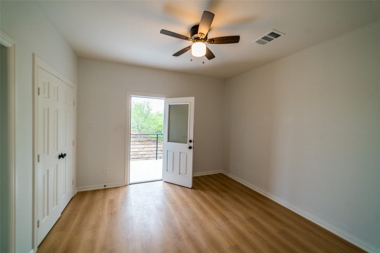 956 Lloyds Rd - Photo 6 of 18