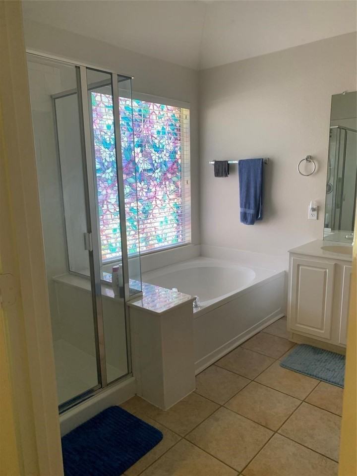 2501 Spring Dr - Photo 6 of 10