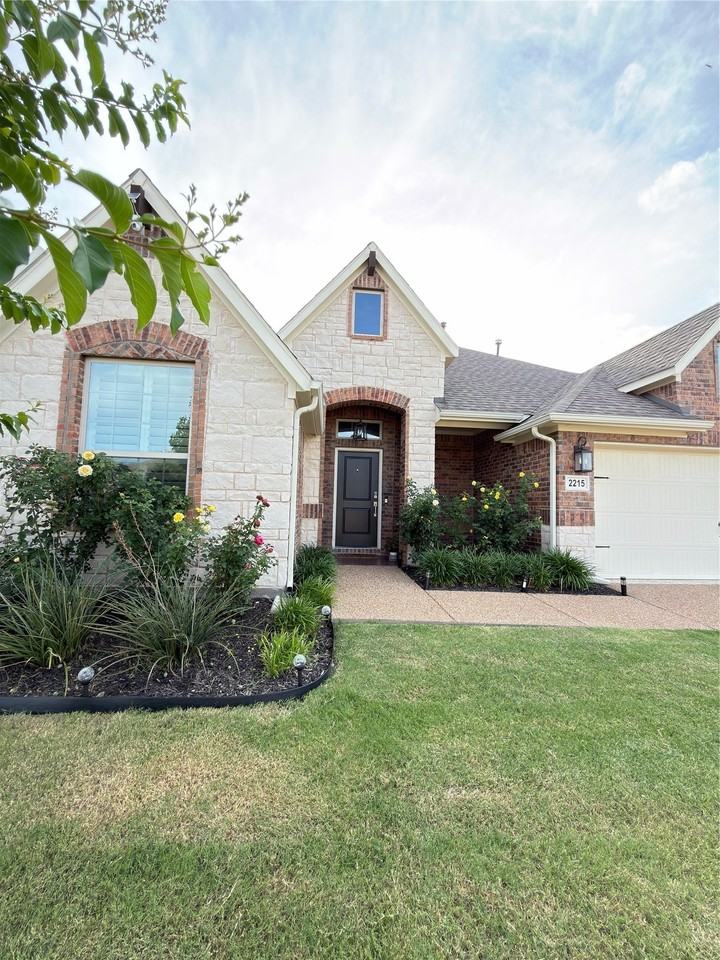 2215 Grassland Ave - Photo 2 of 28