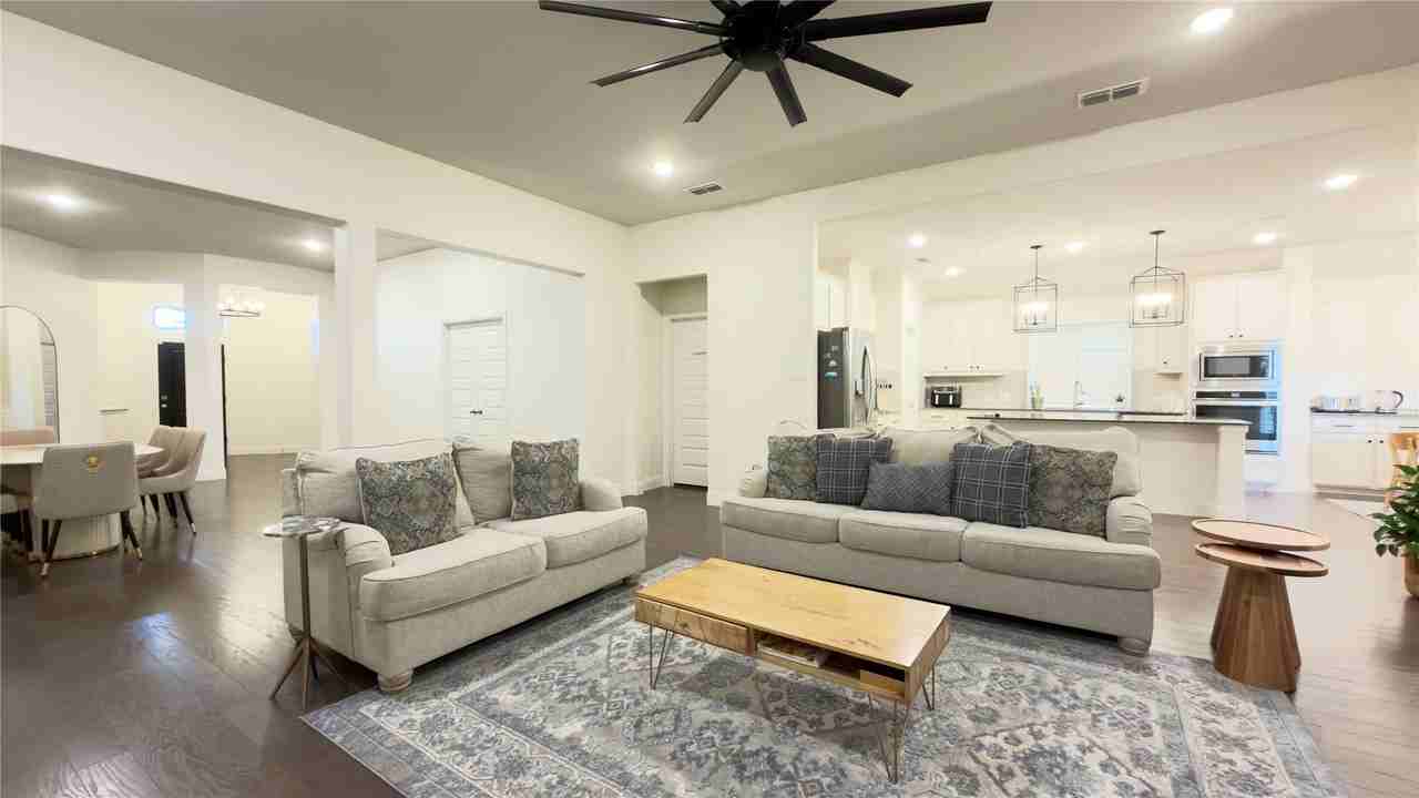 2215 Grassland Ave - Photo 7 of 28