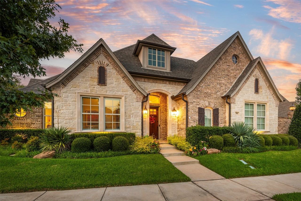 701 Winding Ridge Trl - Photo 2 of 25