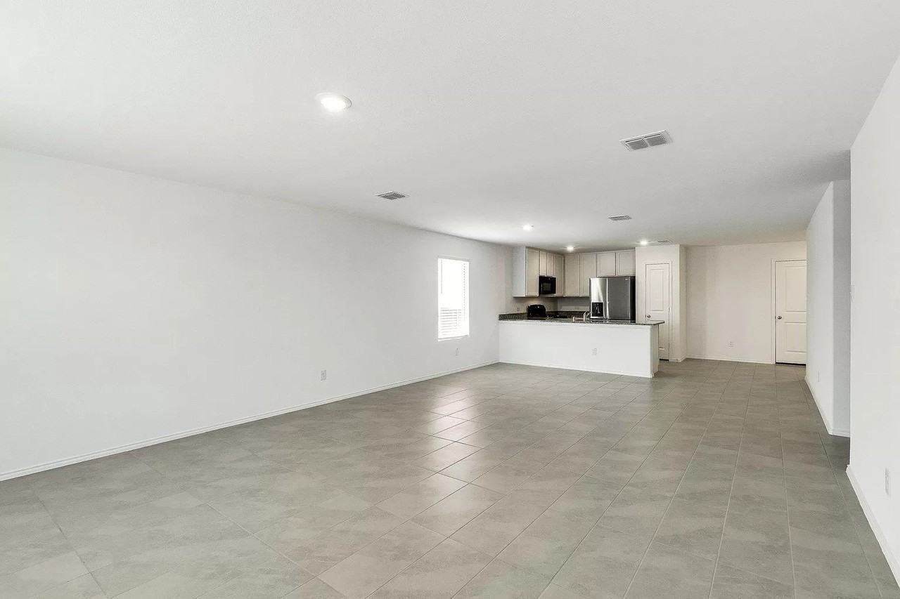1704 Lercara Ln - Photo 5 of 17