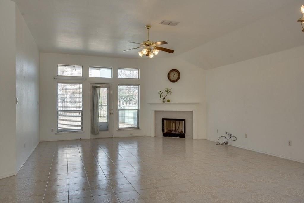 8841 San Joaquin Trl - Photo 3 of 12