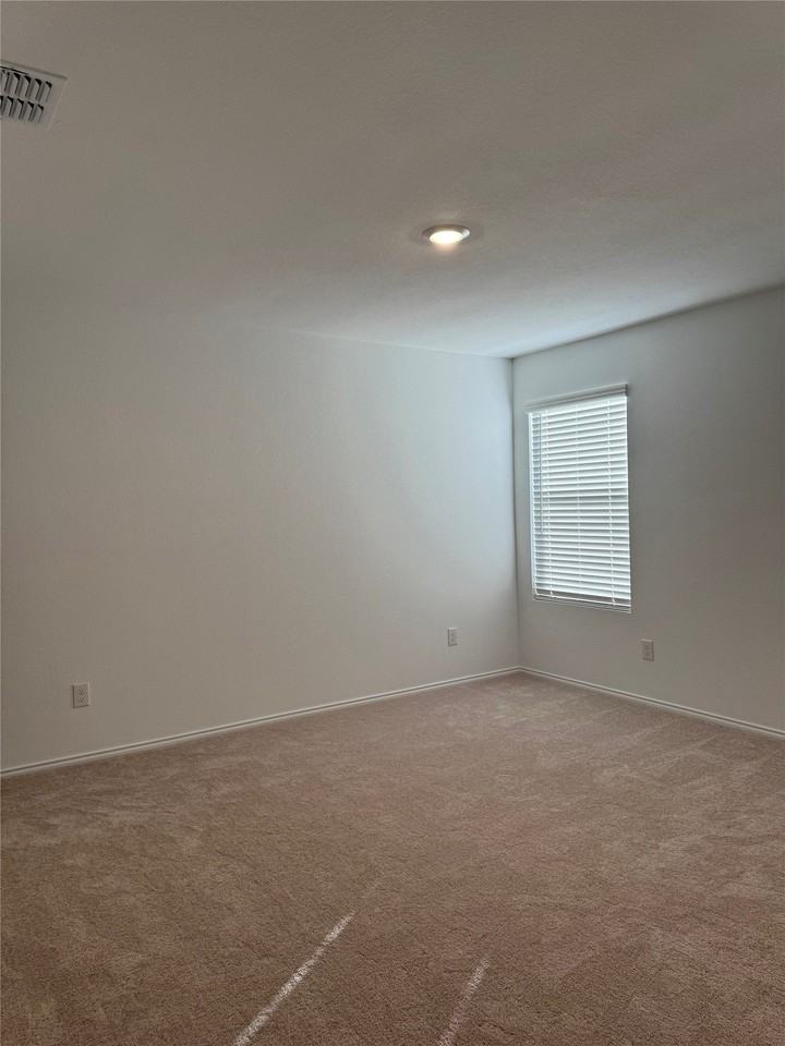 11815 Hermosa Ln - Photo 6 of 15