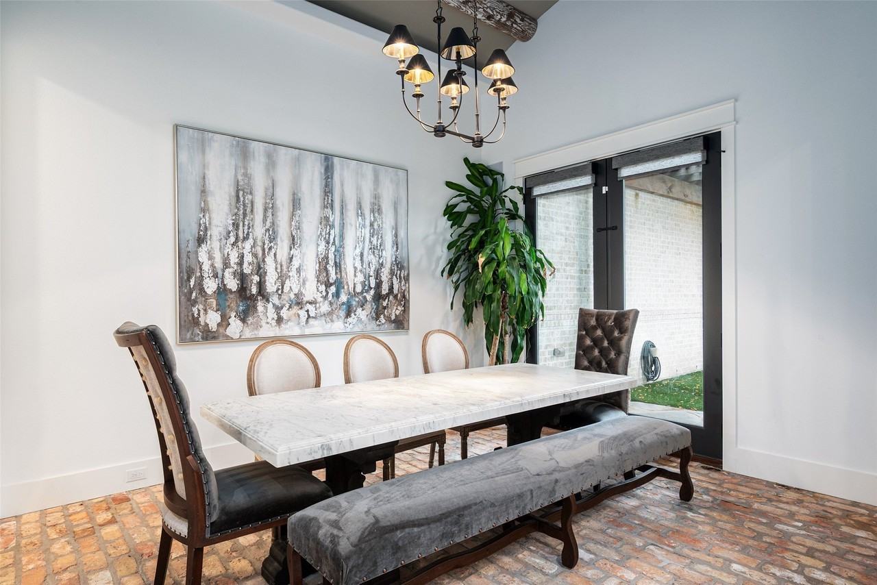1501 Stony Trl - Photo 6 of 40