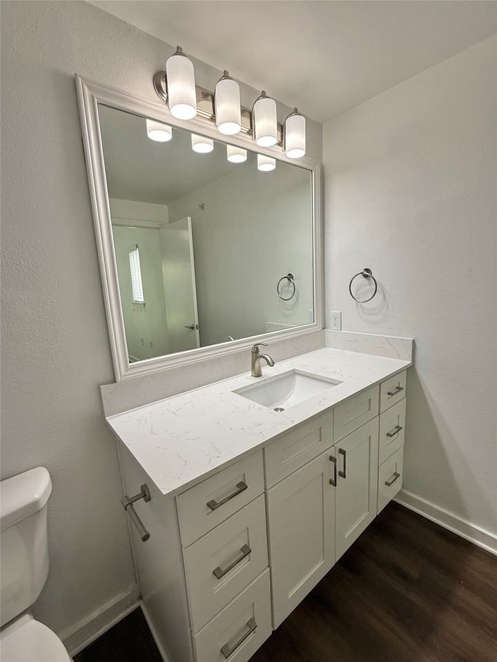 6740 Windhaven Pkwy #6121 - Photo 5 of 20