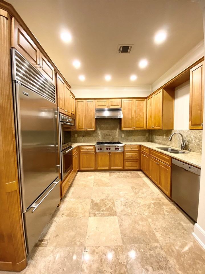 6505 Bandera Ave #1E - Photo 3 of 14